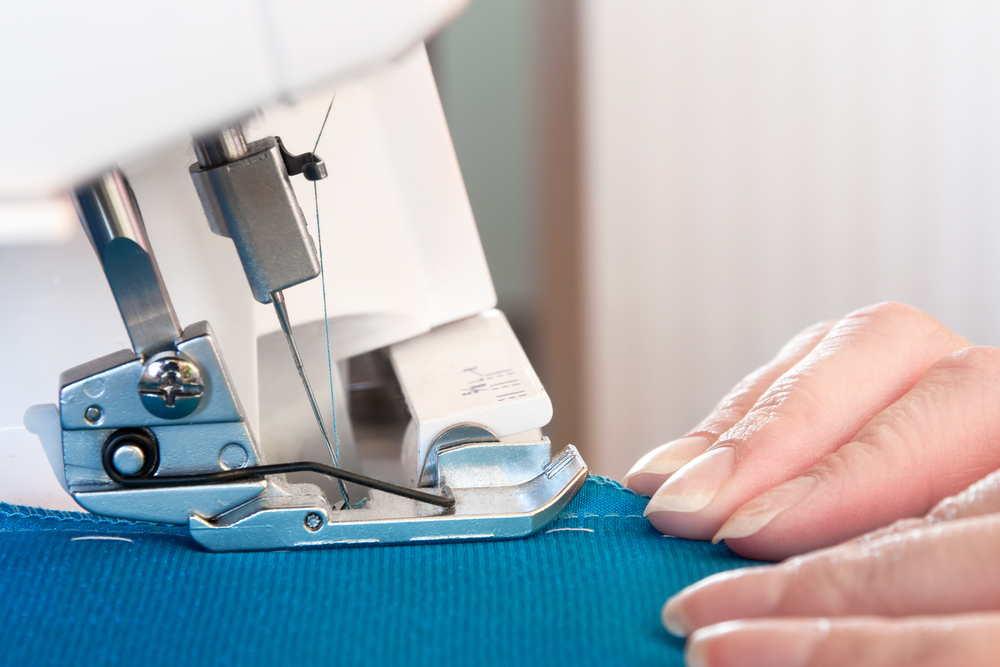 Overlock Sewing Machines