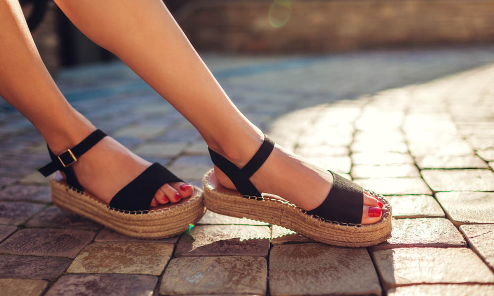 Tan Black Platform Sandals