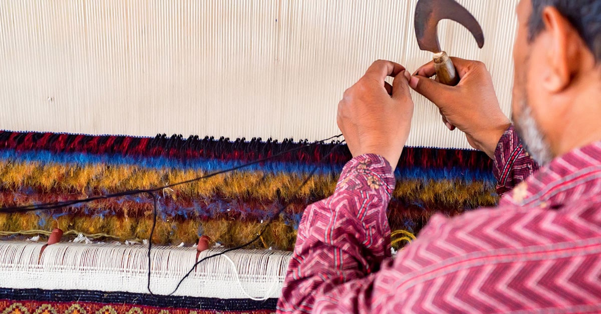 hand-knotted rugs making